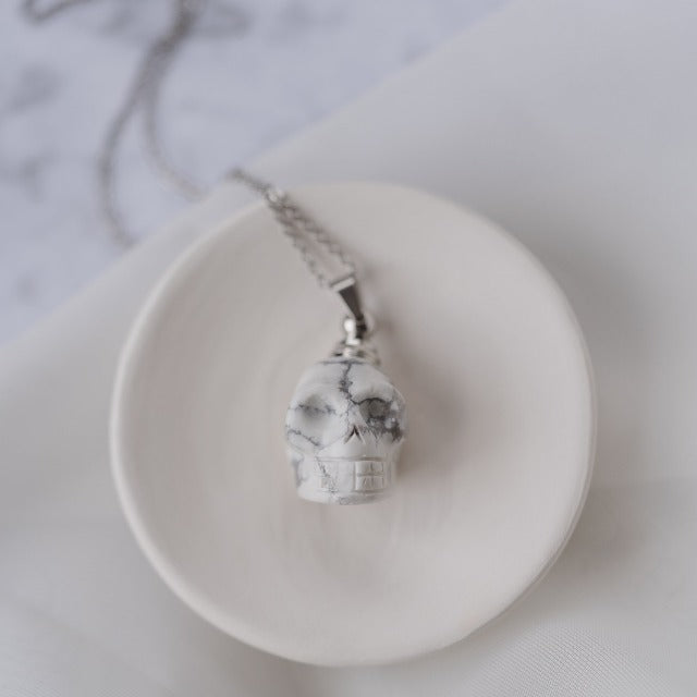 howlite crystal skull necklace